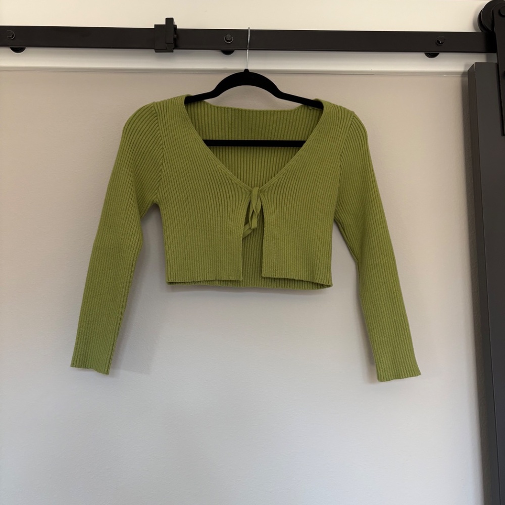 Women’s Cropped Sweater
